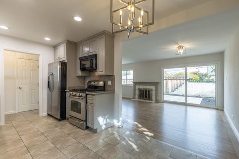 Tiny photo for 3140 Fitzpatrick Drive, CONCORD, CA 94519 (MLS # ML82029191)