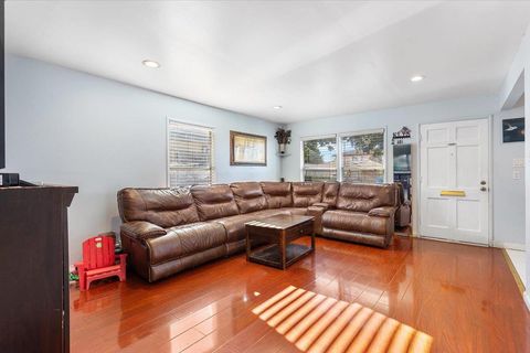 Tiny photo for 33834 9th Street, UNION CITY, CA 94587 (MLS # ML82027536)