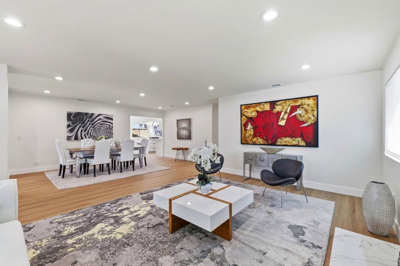 5035 Grimsby Drive