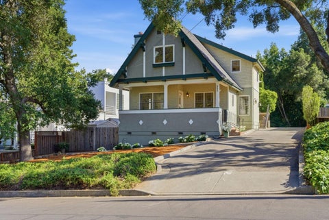 Photo of 365 Pennsylvania Avenue, LOS GATOS, CA 95030 (MLS # ML82046832)