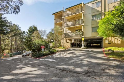 Photo of 370 Imperial Way #118, DALY CITY, CA 94015 (MLS # ML82039696)