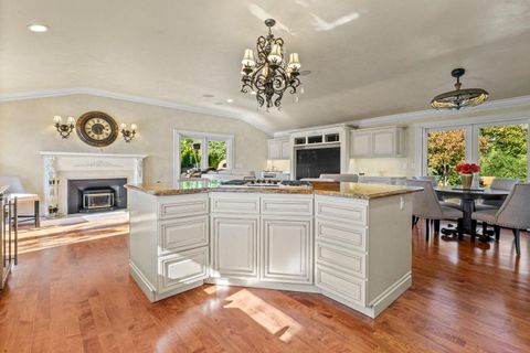 Tiny photo for 15333 Kennedy Road, LOS GATOS, CA 95032 (MLS # ML82053747)