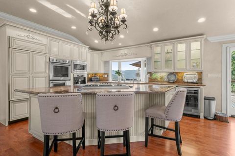 Tiny photo for 15333 Kennedy Road, LOS GATOS, CA 95032 (MLS # ML82053747)