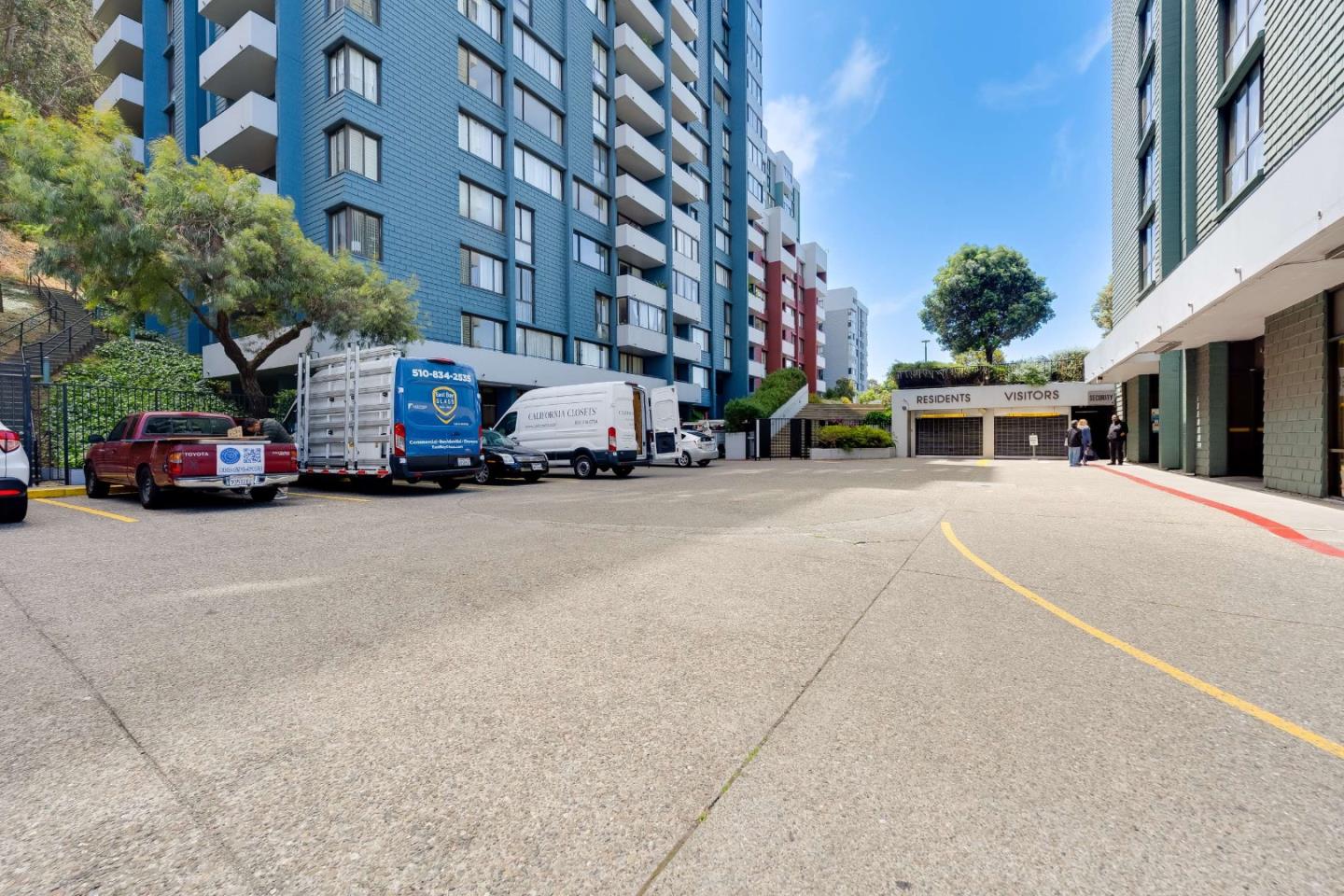 555 Pierce Street 1422
