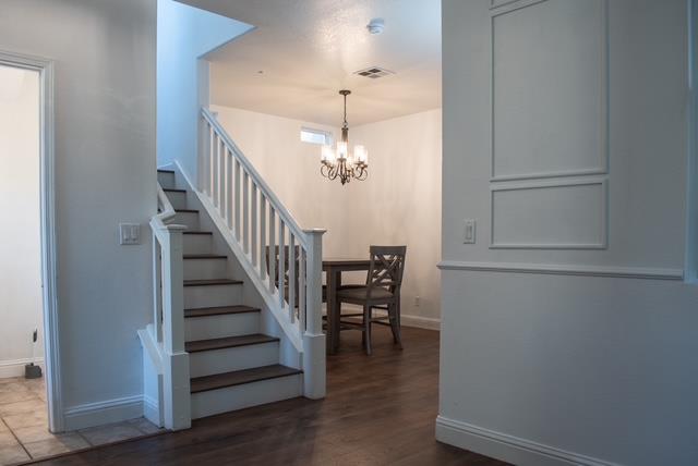 976 Whitehall Lane