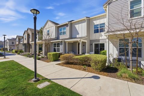 Photo of 1344 Bloom Lane, Morgan Hill, CA 95037 (MLS # ML82038581)