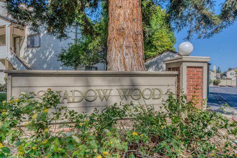 Photo of 1538 Meadow Ridge Circle, San Jose, CA 95131 (MLS # ML82053951)