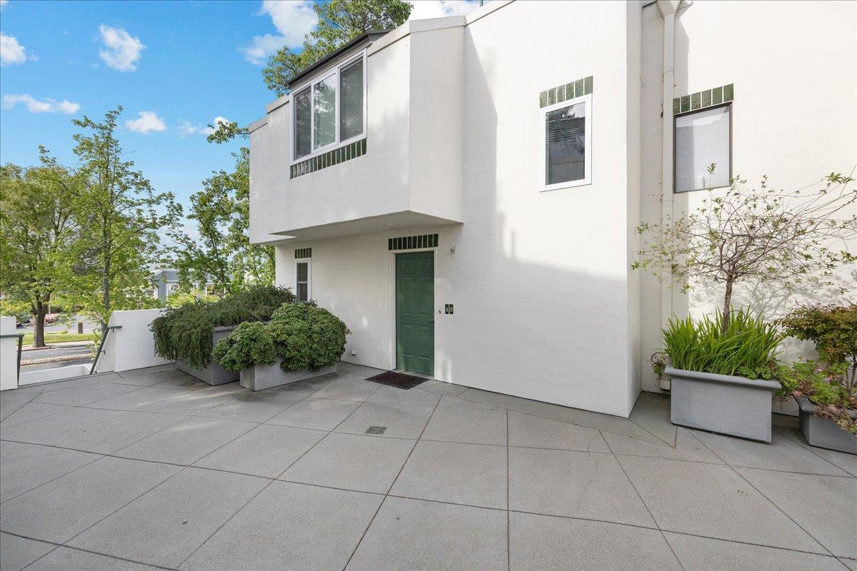 48 Mozden Lane