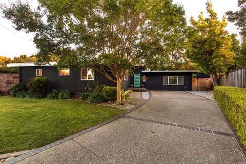 Photo of 1257 Gooseberry Court, Sunnyvale, CA 94087 (MLS # ML82053473)