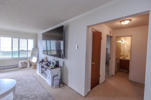 Tiny photo for 510 Avenue Alhambra, EL GRANADA, CA 94018 (MLS # ML82046224)