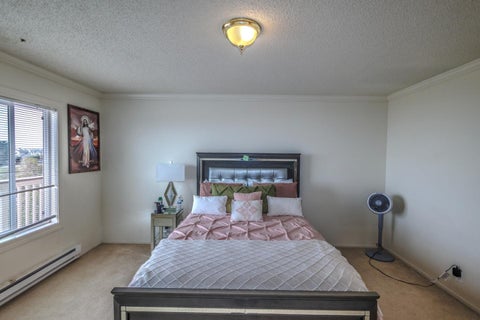 Tiny photo for 510 Avenue Alhambra, EL GRANADA, CA 94018 (MLS # ML82046224)