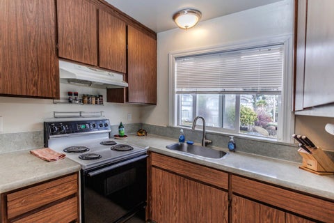 Tiny photo for 510 Avenue Alhambra, EL GRANADA, CA 94018 (MLS # ML82046224)