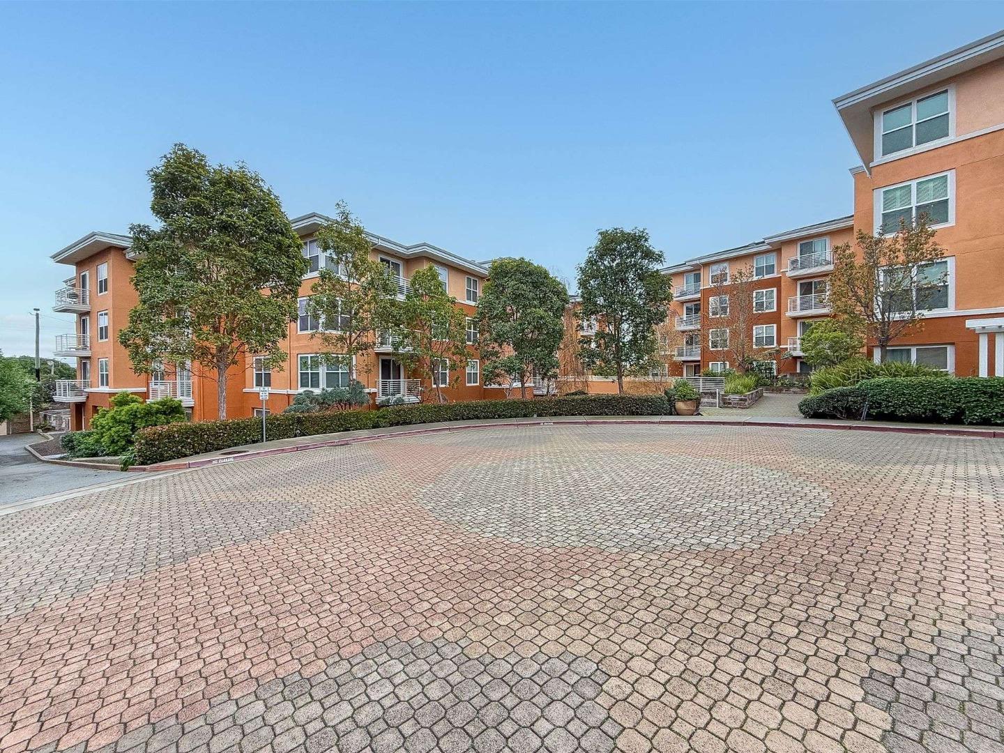 401 Crescent Court 4401
