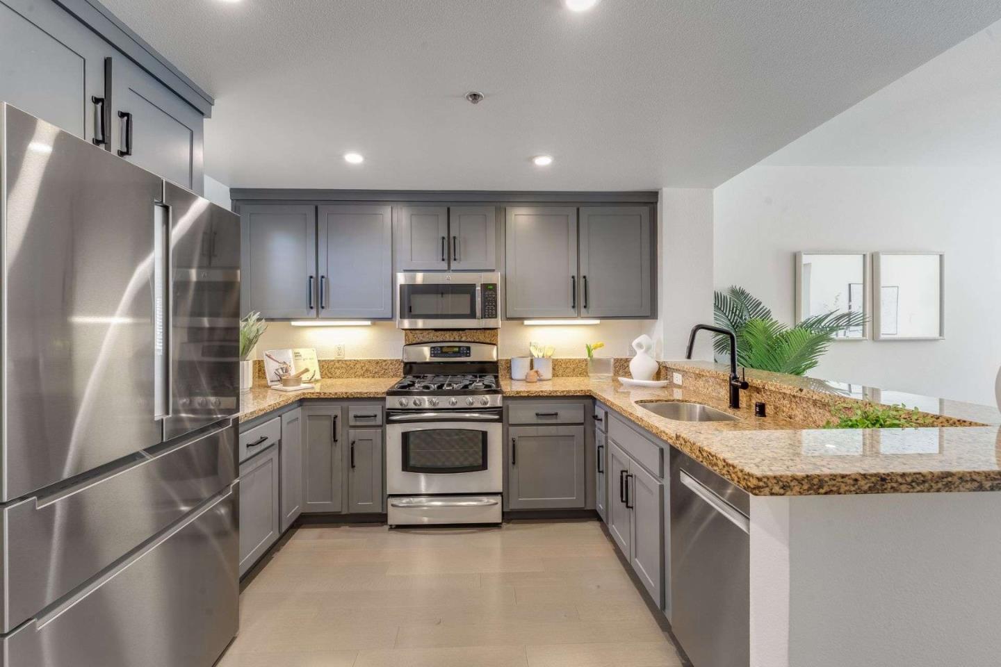 401 Crescent Court 4401