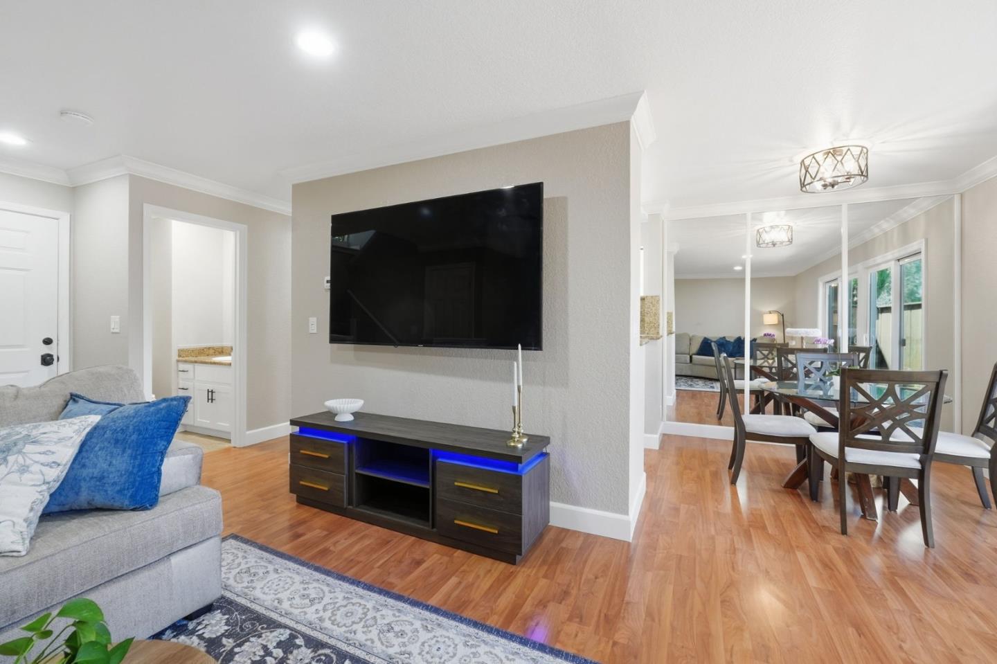8105 Kern Avenue 28