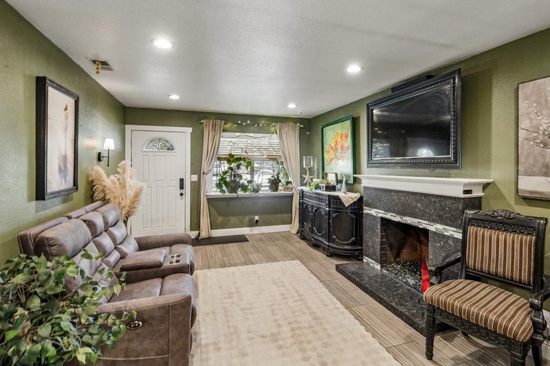 3609 Kenyon Court