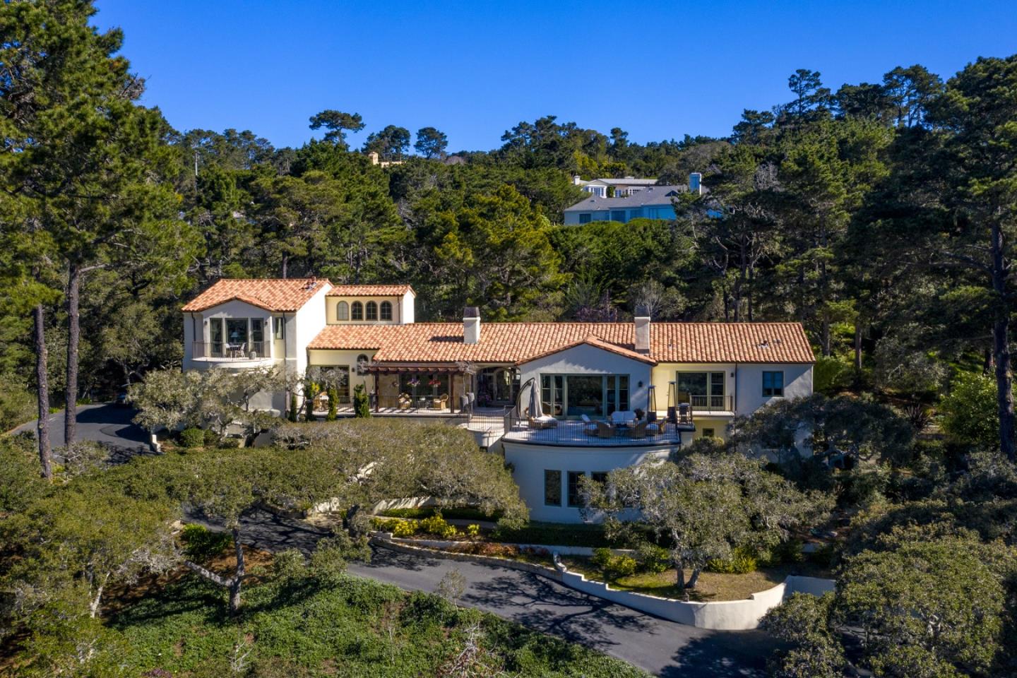 1565 Riata Road