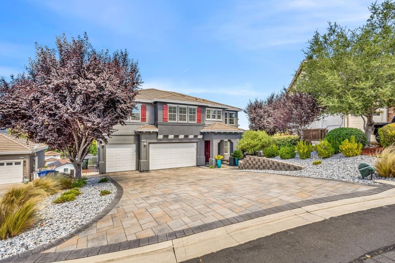1040 PEPPERMILL Court