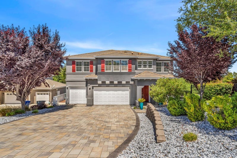 1040 PEPPERMILL Court