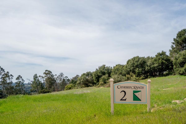 9010 HIDDEN CANYON RD, SALINAS, CA 93907 - Image b95ccc2965a8c5b9ab283f2aec027122/3209420636