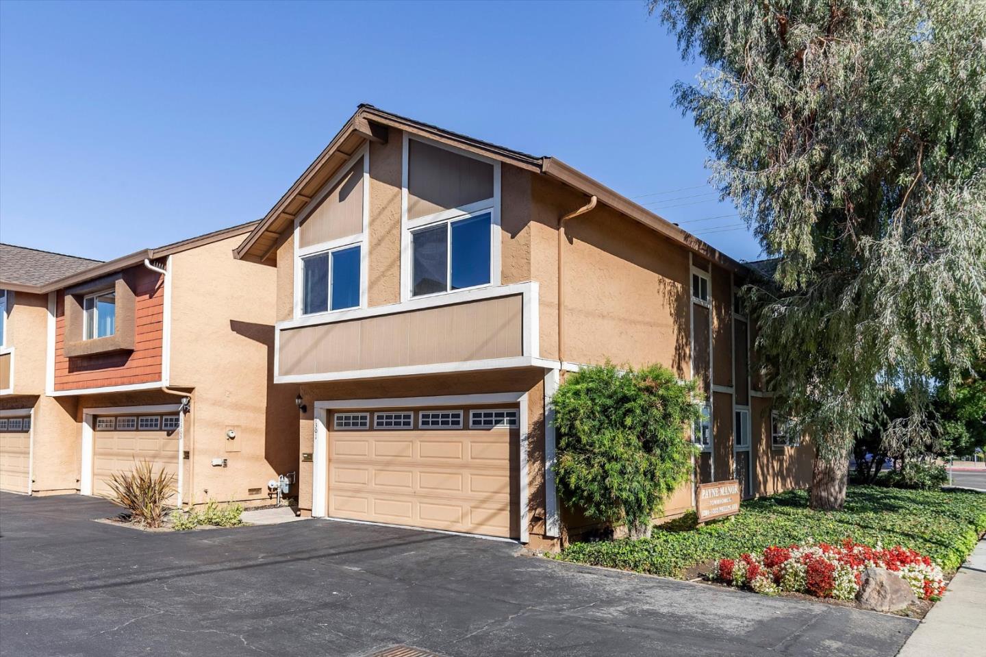 1301 Phelps Avenue