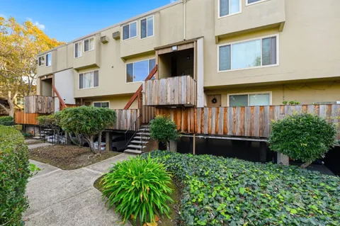 460 Auburn Way Unit 5, San Jose, CA 95129 - #: ML82039265
