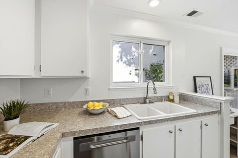 Tiny photo for 477 Quail Bush Court, SAN JOSE, CA 95117 (MLS # ML82036540)