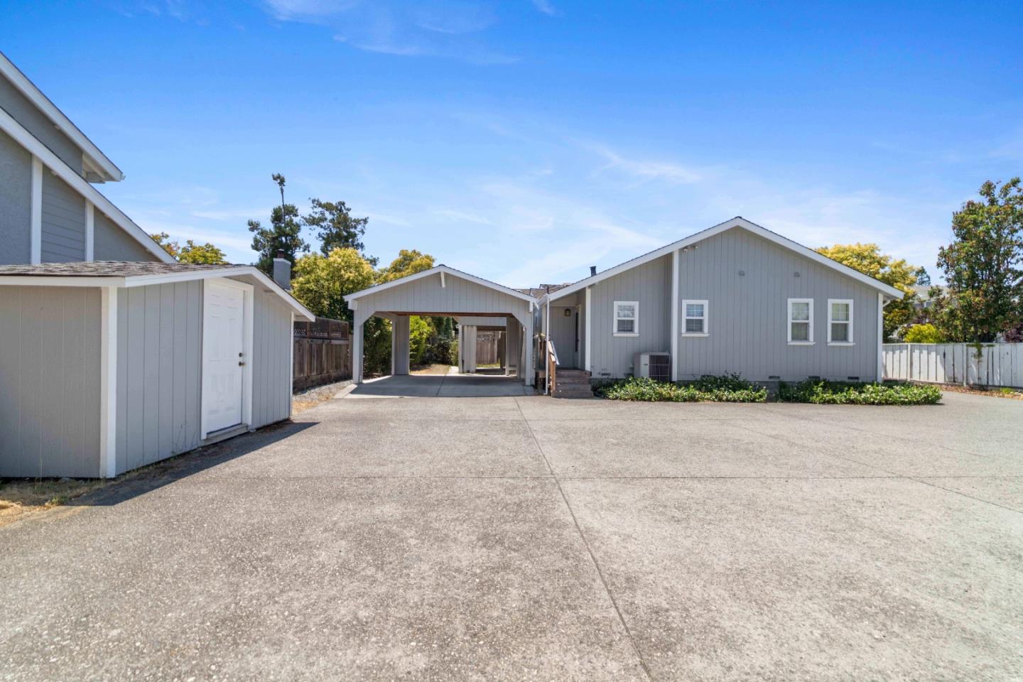 16973 Roberts Road