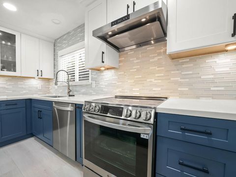 Tiny photo for 14 Via Campina, SAN JOSE, CA 95139 (MLS # ML82036888)