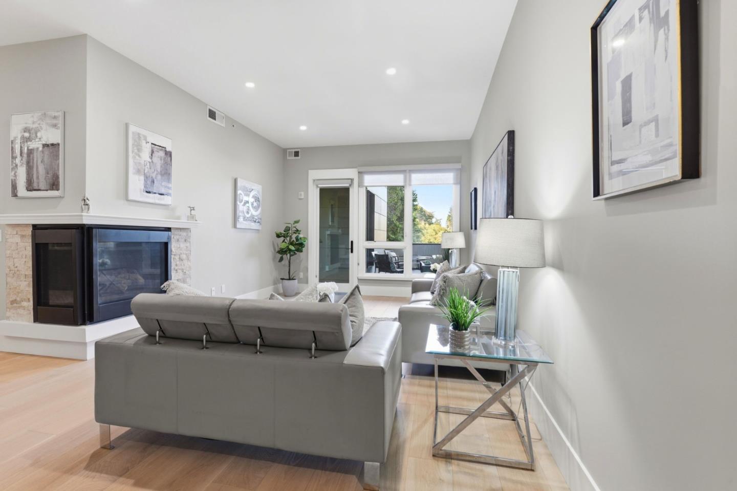 600 El Camino Real 206