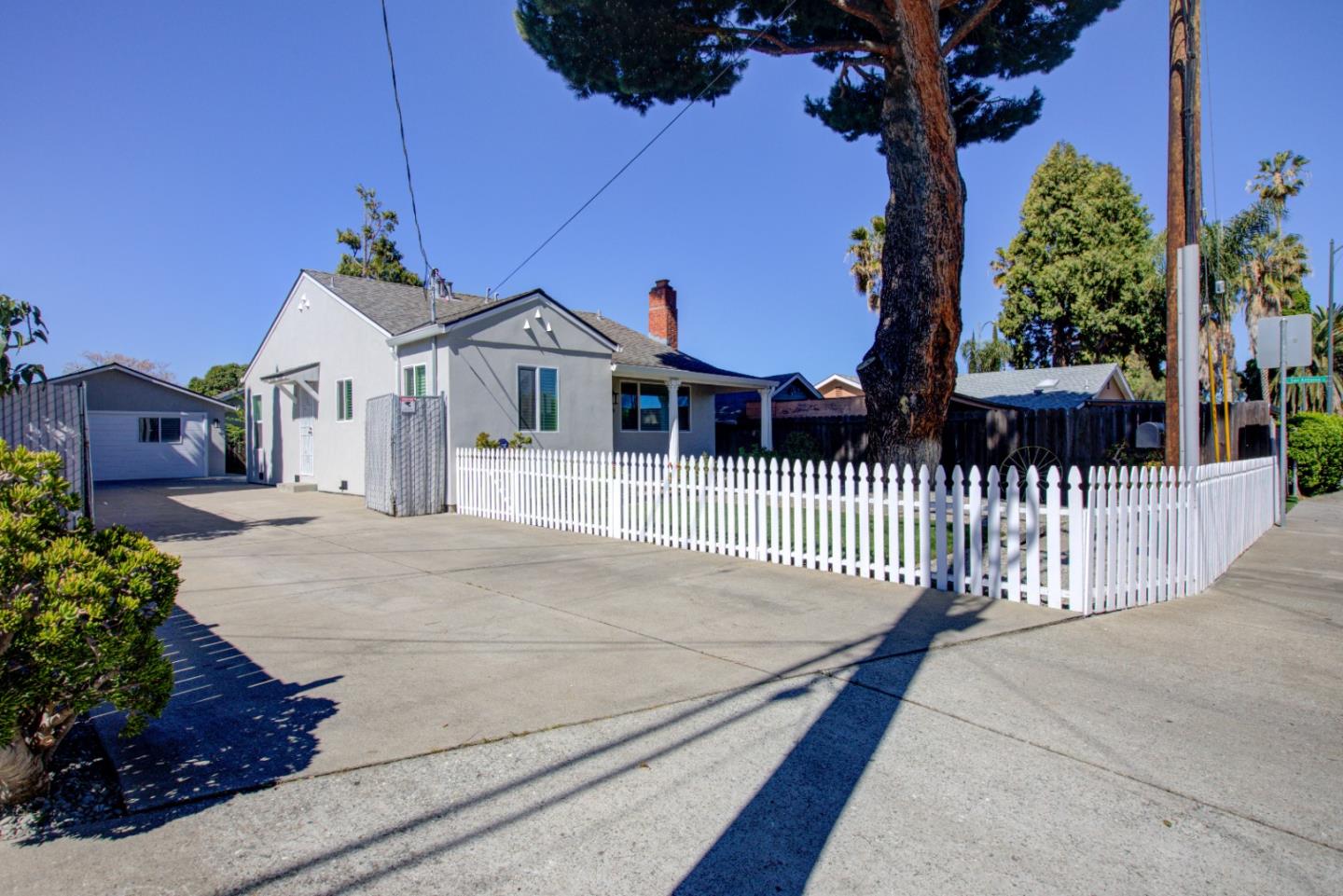 209 Mccreery Avenue