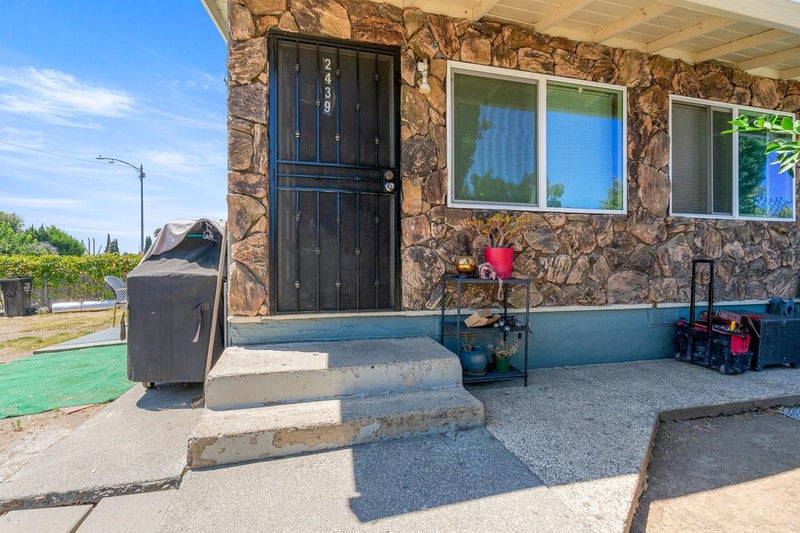 2439 Clyda Drive