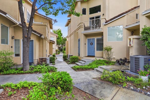 Photo of 552 Cityscape Place, SAN JOSE, CA 95136 (MLS # ML82043903)