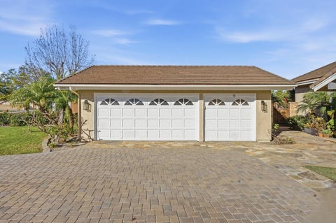 Tiny photo for 18874 Mount Cimarron Street, FOUNTAIN VALLEY, CA 92708 (MLS # ML82047360)
