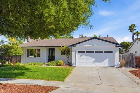 Photo of 2984 Silver Estate, SAN JOSE, CA 95135 (MLS # ML82053773)