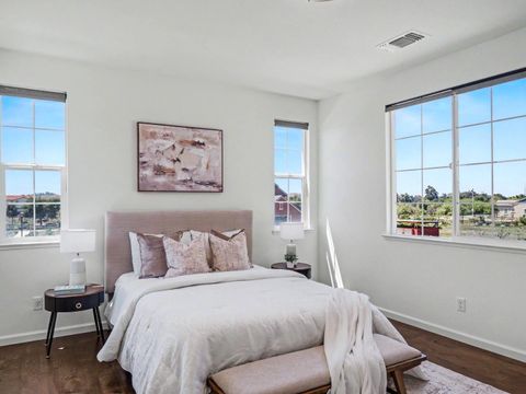 Tiny photo for 5350 Cowboy Court, FREMONT, CA 94555 (MLS # ML82044459)