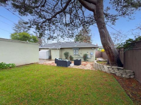 Tiny photo for 718 Millich Drive #B, CAMPBELL, CA 95008 (MLS # ML82030597)