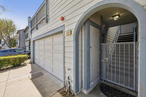 Tiny photo for 404 Michelle Lane, Daly City, CA 94015 (MLS # ML82040389)