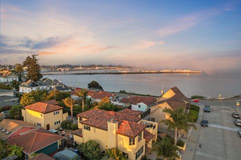 Photo of 116 Monterey Street, SANTA CRUZ, CA 95060 (MLS # ML82021291)