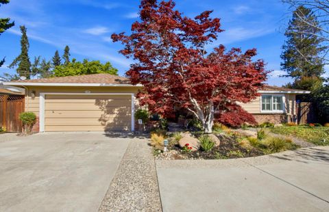 Photo of 1141 Covington Road, LOS ALTOS, CA 94024 (MLS # ML82039367)