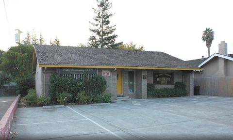 Photo of 3076 Union Avenue, SAN JOSE, CA 95124 (MLS # ML82026641)