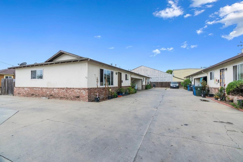 20 South Hebbron Avenue