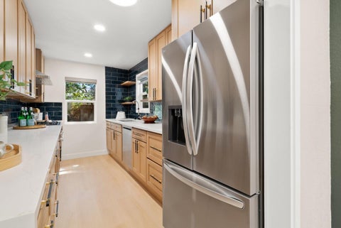 Tiny photo for 414 Roxas Street, Santa Cruz, CA 95062 (MLS # ML82060460)