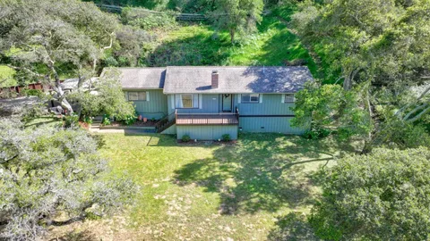 676 Paradise Road, Salinas, CA 93907 - MLS#: ML82000188