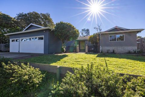 Tiny photo for 15410 Oak Hills Drive, SALINAS, CA 93907 (MLS # ML82026484)