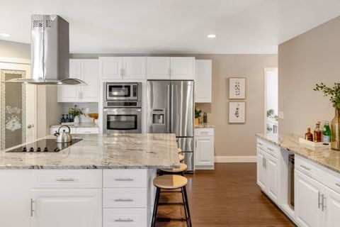 Tiny photo for 15410 Oak Hills Drive, SALINAS, CA 93907 (MLS # ML82026484)