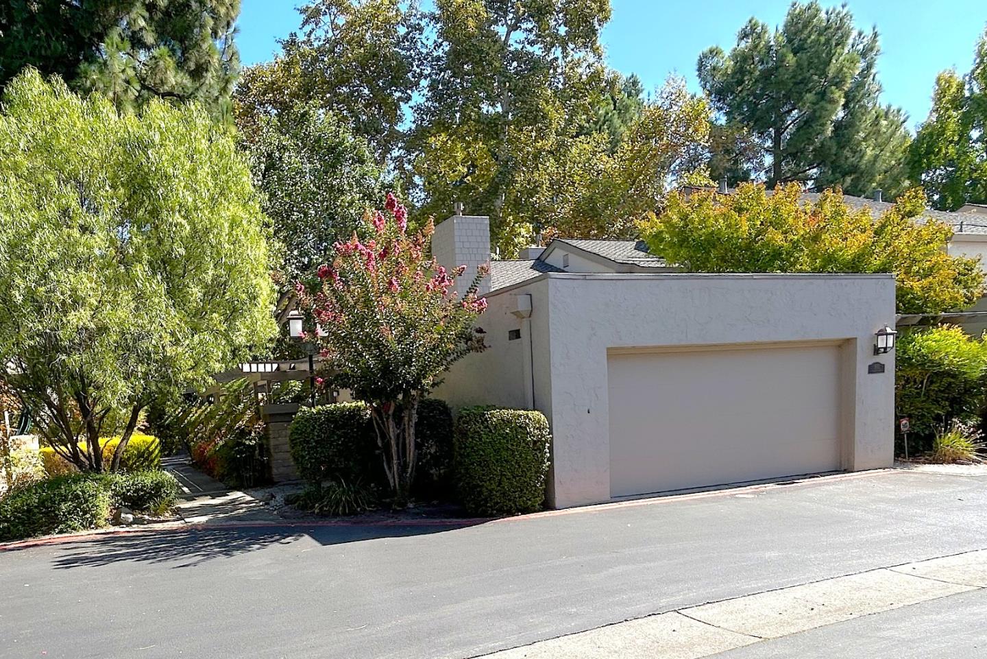 1610 Sparkling Way