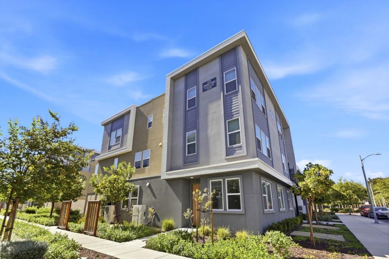 5731 Synergy Court