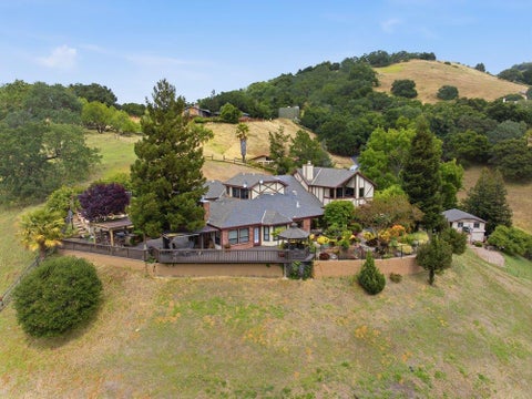 Tiny photo for 17975 Deer Run Court, MORGAN HILL, CA 95037 (MLS # ML82052362)
