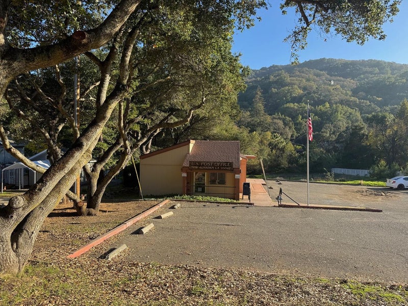 21300 Almaden Road